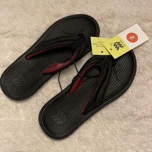 Brand new size 2 sandals flip Flops